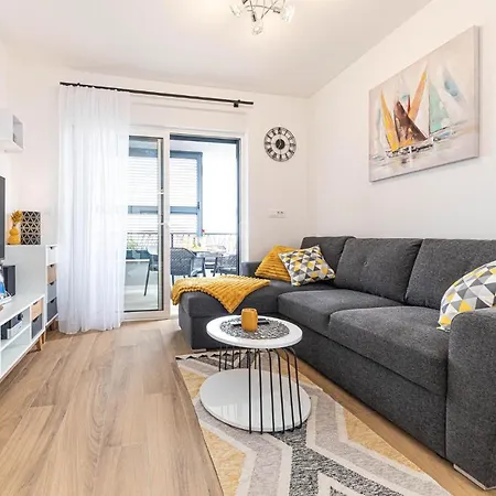 2 Bedroom In * Trogir